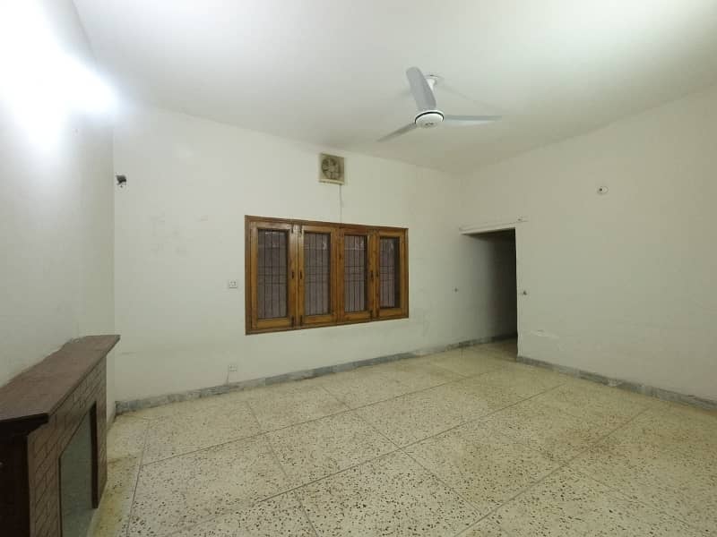 On Excellent Location 10 Marla Spacious House Available In Chaklala Scheme 3 For sale jaan colony 6