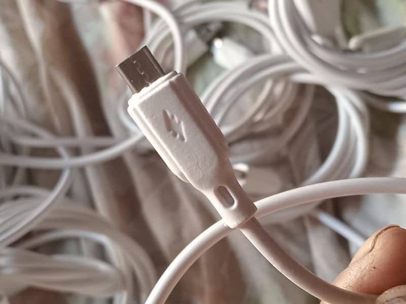Mobile charging cable 5