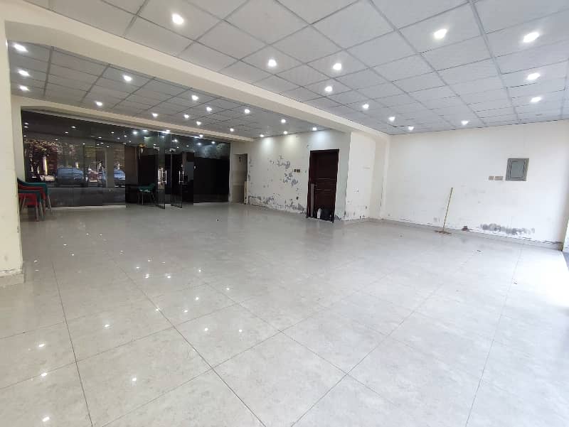 10 Marla Ground Floor Shop Available For Rent 3