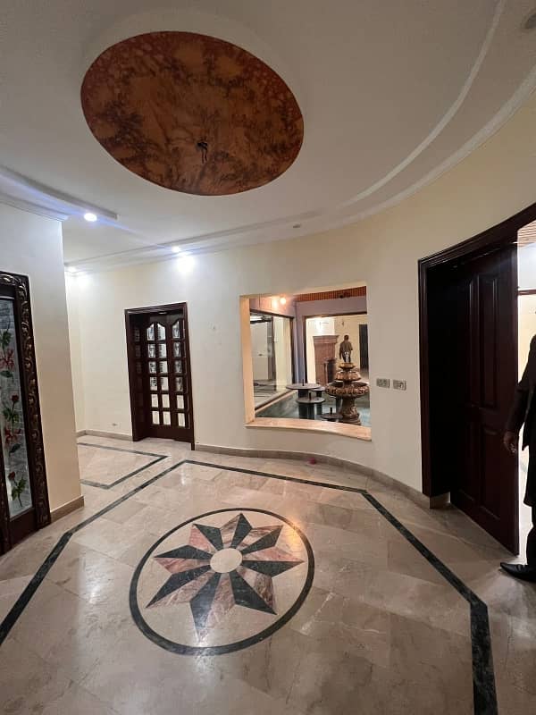10 Marla House Available For Rent In Bostan Road 0