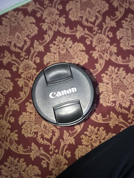 Canon 60d with 18-135mm lens 9/10 condition with bag 6