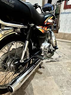 CD 70 Bike For Sell On UrGent Basis!