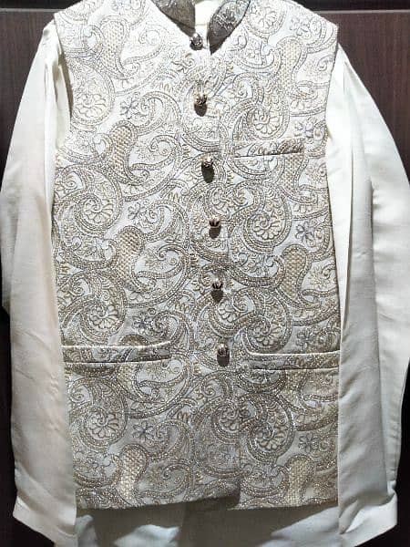 Waist Coat Shalwar Kameez Pump Khussa 2