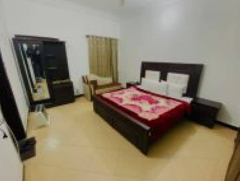 1 bed app flat available for rent short stay and daily basis E. 11 isb 0