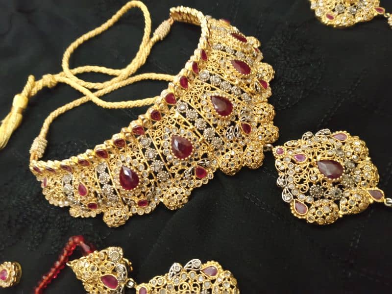 red bridal jewelry set 3