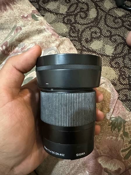 Sigma 30mm F1.4 E-mount (for Sony) 0