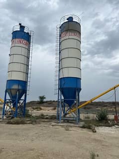 Half Cubic Metter Batching Plant With 100 Ton Silo