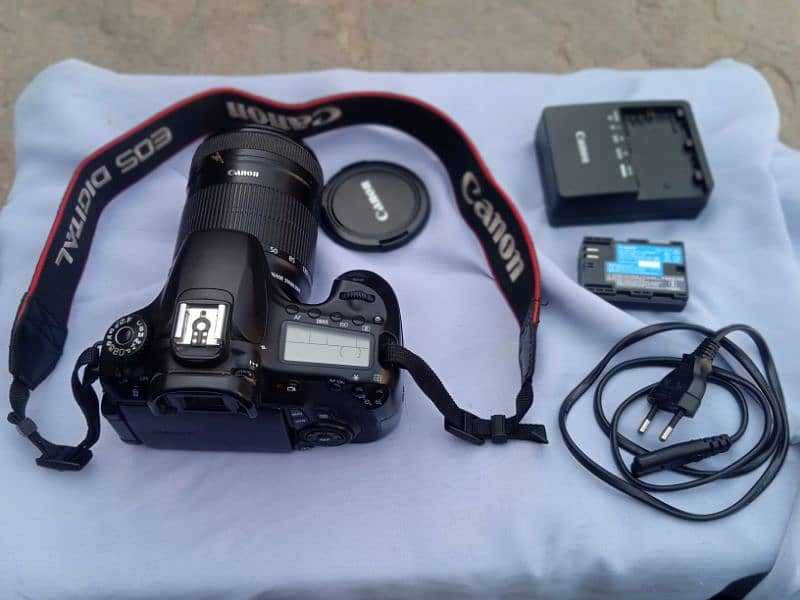 Canon 60D lush Condition With 18,135 lens and All accessories 10