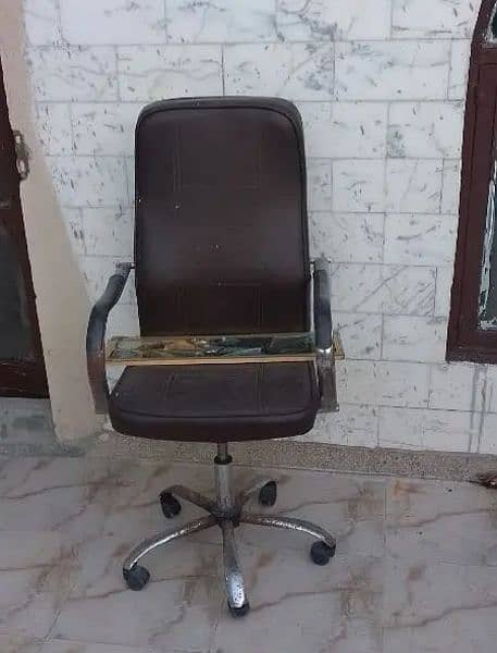 Office Chair In Good Condition 0