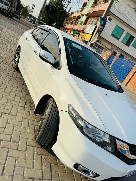 Honda City 1.5 automatic just right side 1 fender, other genuine 4