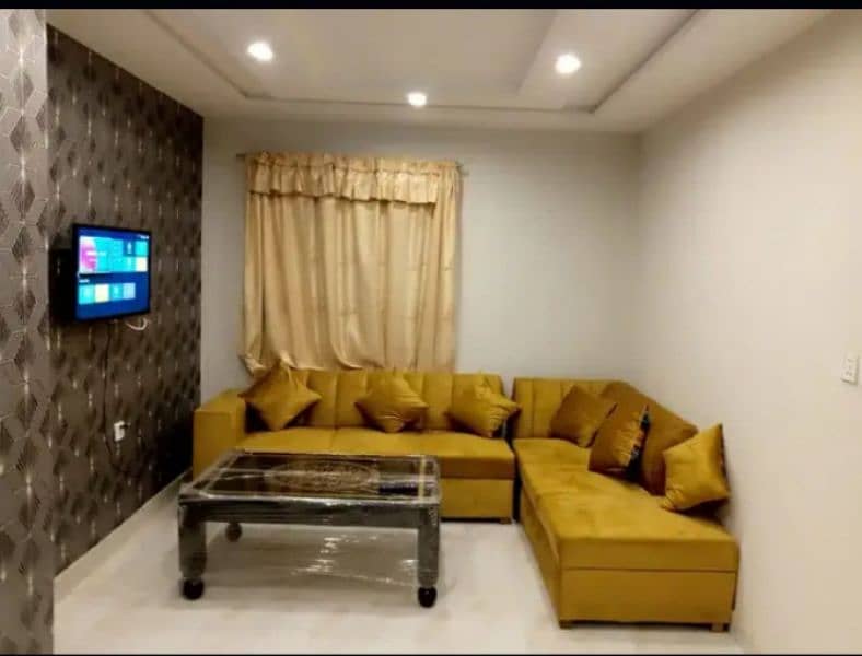 1 bed daily basis laxusry apartment available for rent in bahria town 8