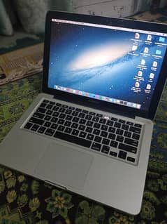 Macbookpro 13 inch 2011 2.4GHz Intel core i5