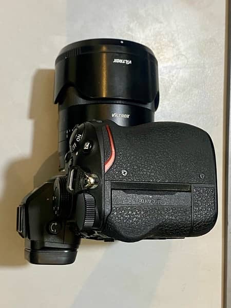 Nikon Z5 + Viltrox 50mm 1.8 + nikon SB-700 2