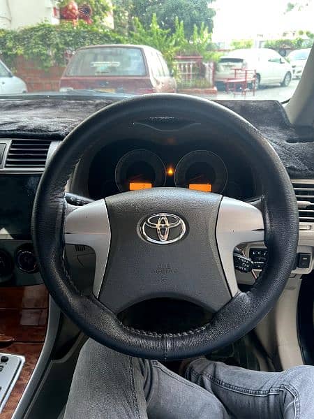 Toyota Corolla 1.8 Cruisetronic SR sunroof Fully Loaded fully Orignial 7