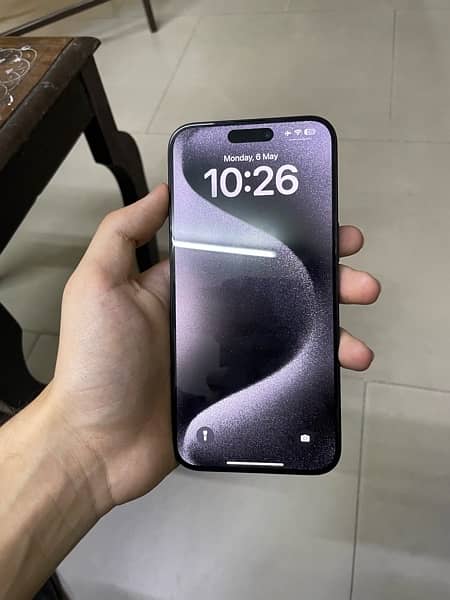 Iphone 15 pro max black titanium 10/10 1