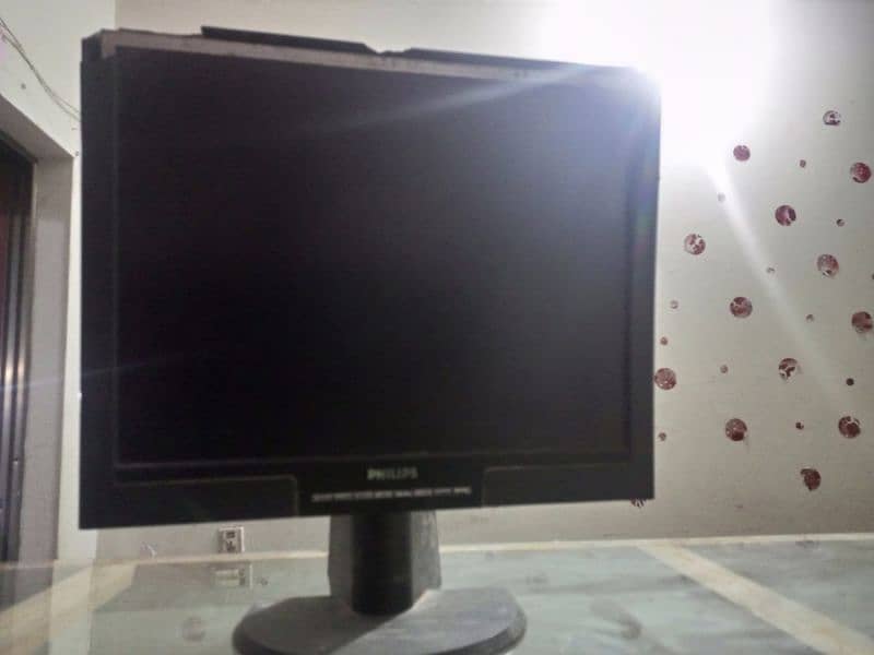 LCD monitor 03087302035 1