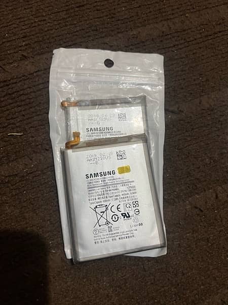 Samsung A70 battery 1