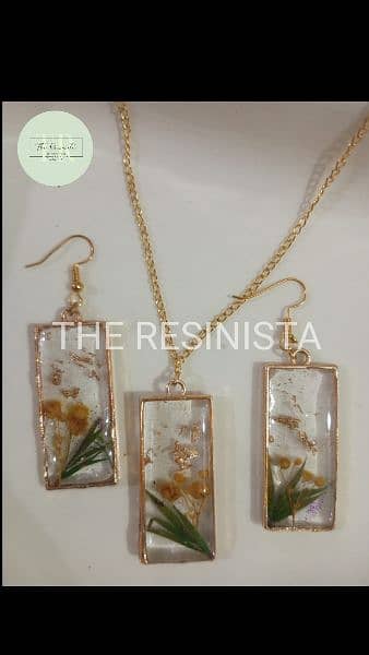 Resin jewelry set 1