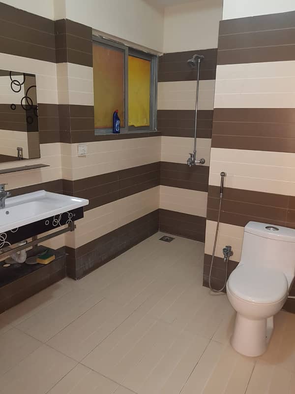 Fully Furnished Flat Single Badroom Availble For Rent In Citi Housing Gujranwala 3
