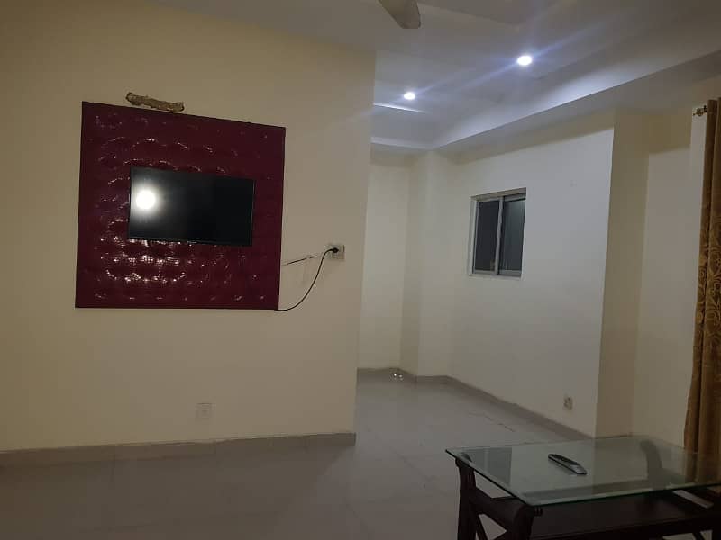 Fully Furnished Flat Single Badroom Availble For Rent In Citi Housing Gujranwala 4