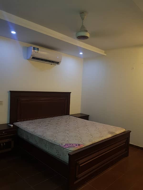Fully Furnished Flat Single Badroom Availble For Rent In Citi Housing Gujranwala 13