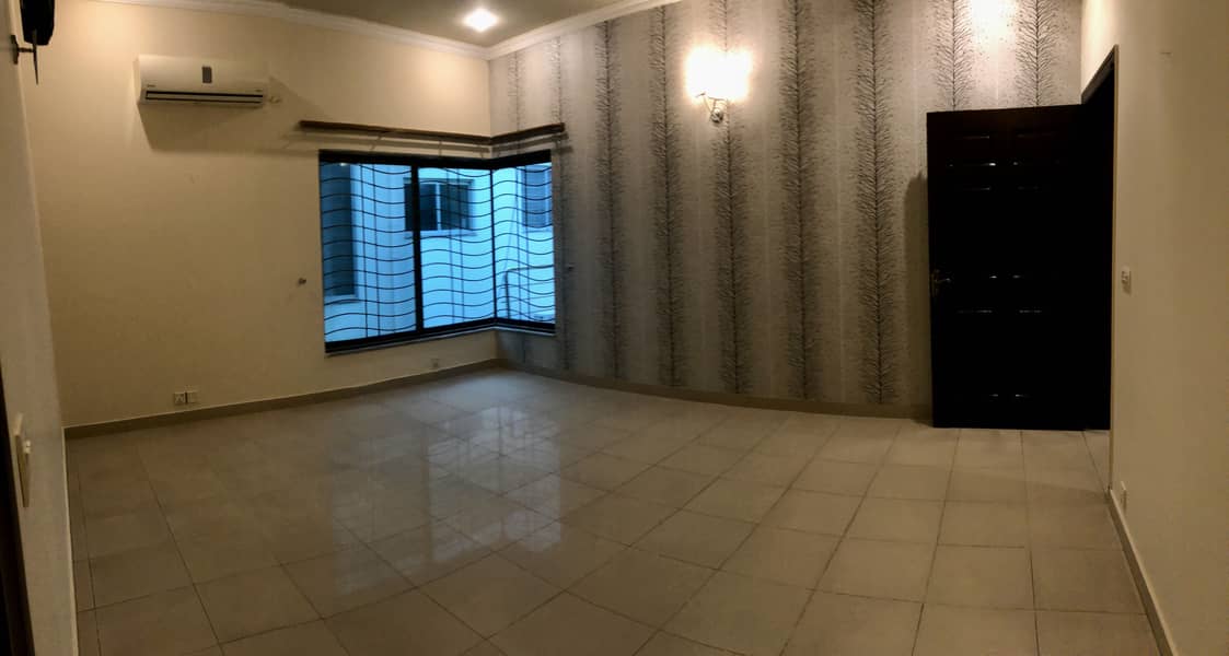 1 Kanal Upper Portion Available For Rent 26
