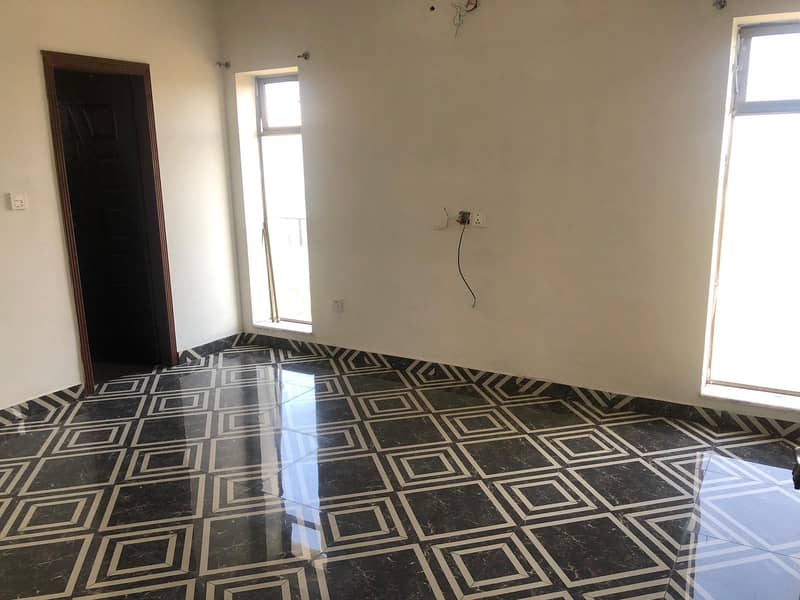 1 kanal Upper Portion Available For Rent In DHA Phase 7 5