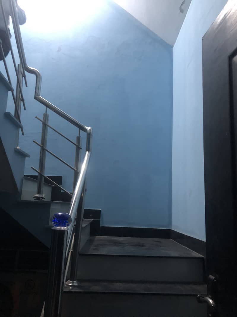 1 kanal Upper Portion Available For Rent 36