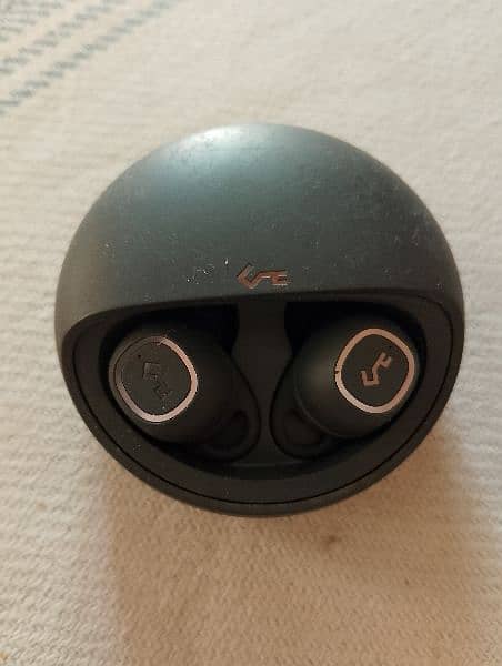 AUKEY EP-T10 Wireless Earbuds 2