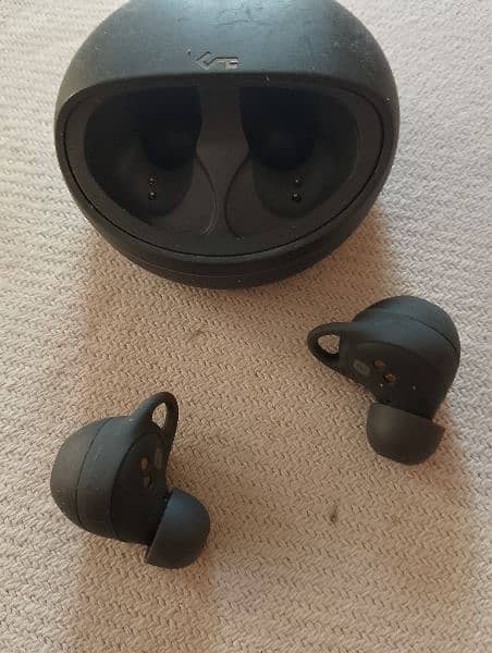 AUKEY EP-T10 Wireless Earbuds 3