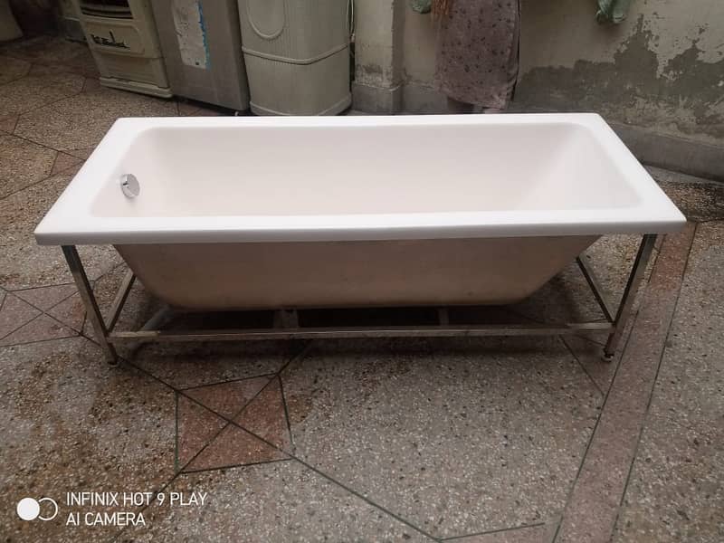 Bath Tub 2