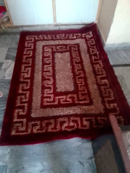 red rug 0
