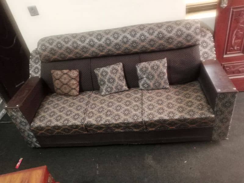 sofa set urjent sale 1