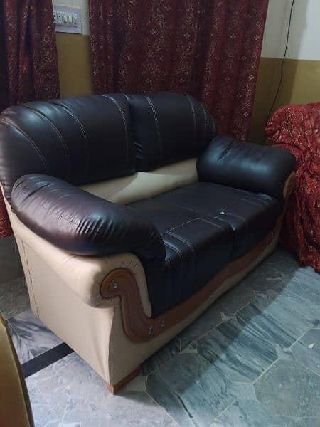 6 seater sofa with table 2