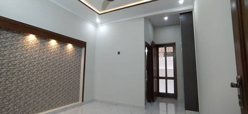 5 MARLA Double Storey House Available for sale in Pakistan Town Phase 2 Islamabad 4