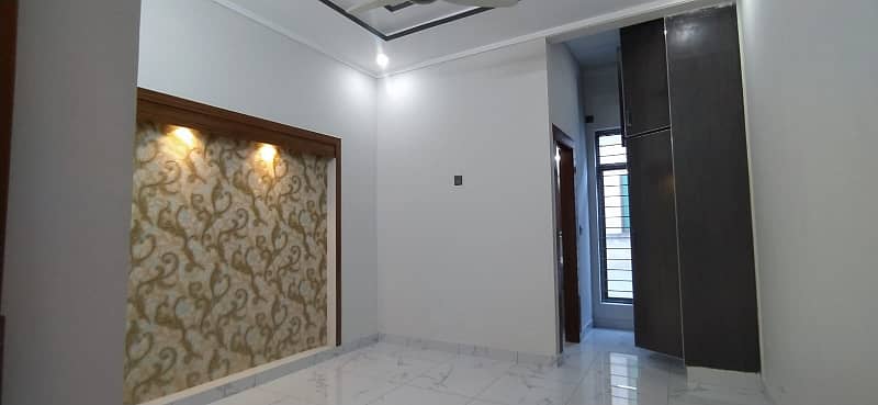 5 MARLA Double Storey House Available for sale in Pakistan Town Phase 2 Islamabad 12