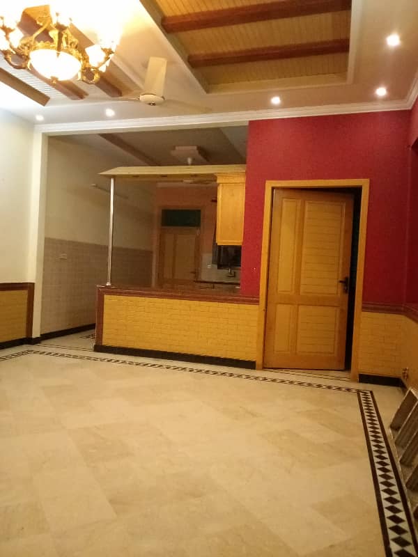 3 bedroom upper portion available for rent in Pakistan town phase 1 15