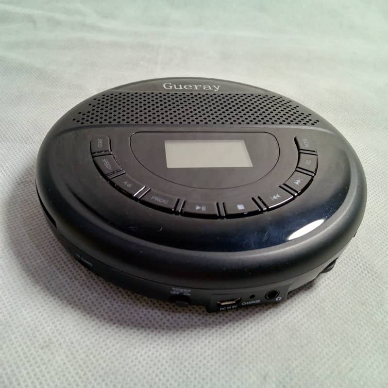 CD Player Portable with Speaker & Headphones & 1400mAh Rechargeable 2