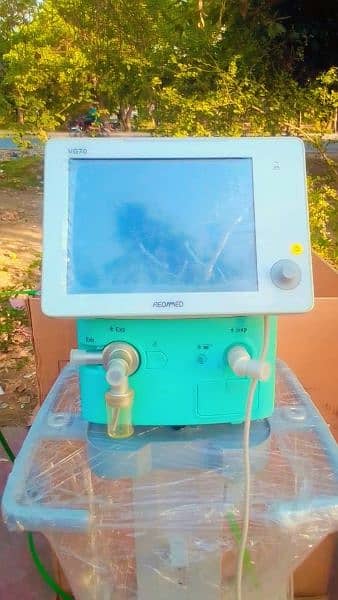 Aeonmed Limited Stock Available For Sale - ICU Respiratory Machine 3