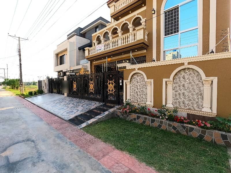 Jubilee Town - Block D House Sized 10 Marla Is Available 1