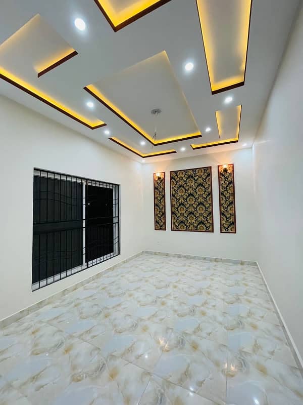5 Marla Branded Double Storey House For Sale In Central Park Housing Scheme 7