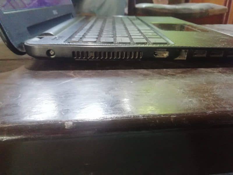 Dell Inspiron 5537 4