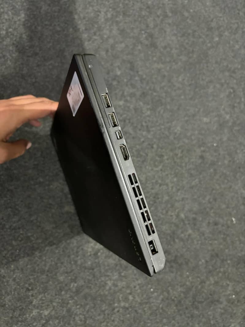 Lenovo ThinkPad X260 | i5-6TH | | 8GB | 256 SSD | 4