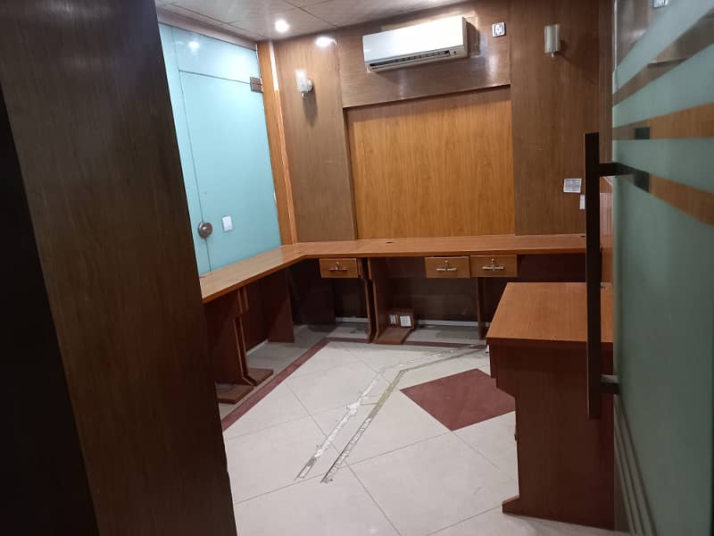 Blue Area Office 700 Square Feet Jinnah Avenue For Rent 1