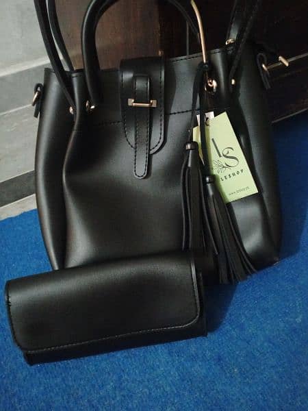 Branded  pure leather 2 piece bag for sale 3