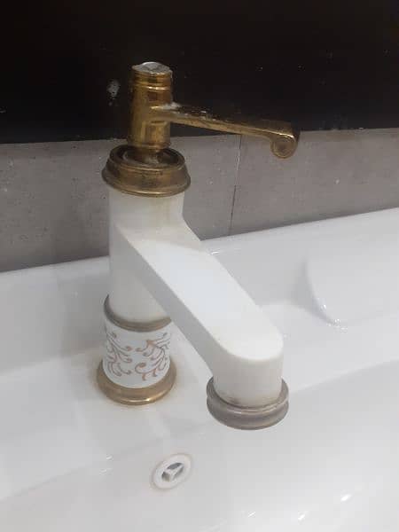 PVC White Vanity + White Gold Shower Set Used 1