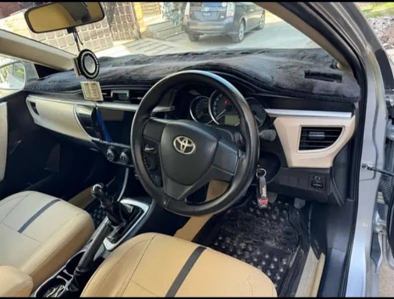 Toyota Corolla GLI 2017 Model Total Geniun Car 17