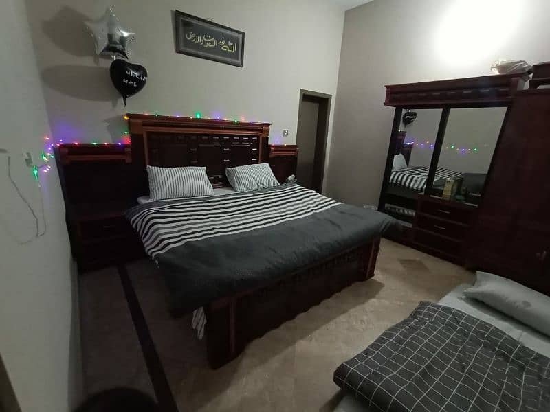 only 2 month used King size bed available 10/10 80% Wooden 2