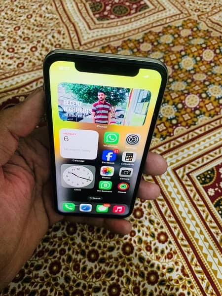 iPhone x 64gb pta approved 1