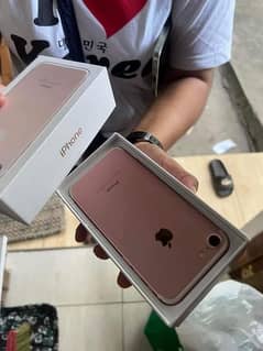 iphone 7 PTA approved 32gb my wtsp nbr/0347-68:96-669
